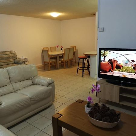 Surfers Holiday Apartments ゴールドコースト エクステリア 写真