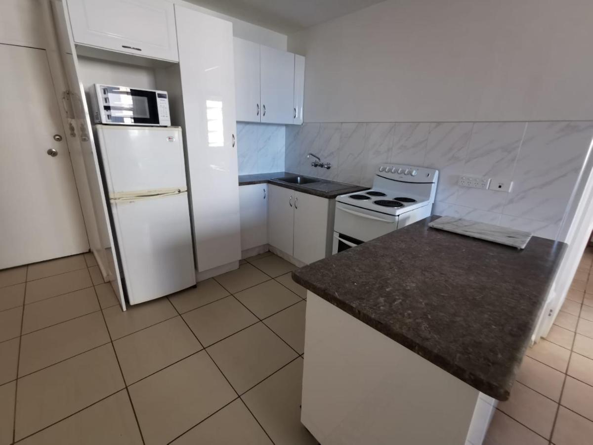 Surfers Holiday Apartments ゴールドコースト エクステリア 写真