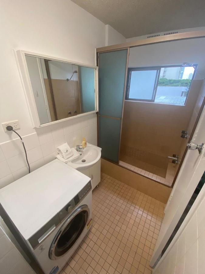 Surfers Holiday Apartments ゴールドコースト エクステリア 写真