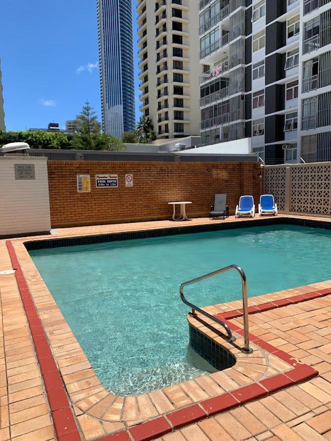 Surfers Holiday Apartments ゴールドコースト エクステリア 写真