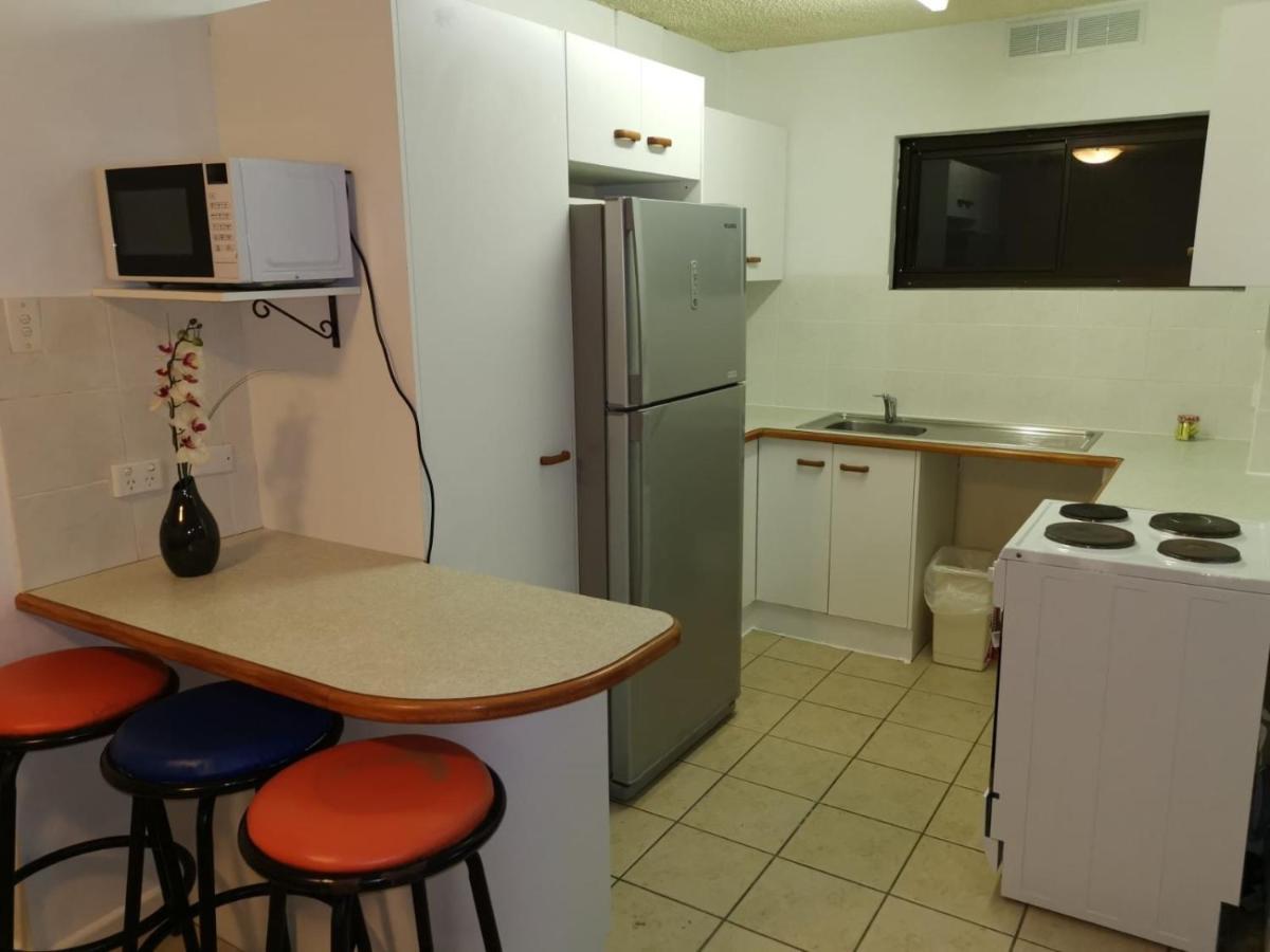Surfers Holiday Apartments ゴールドコースト エクステリア 写真