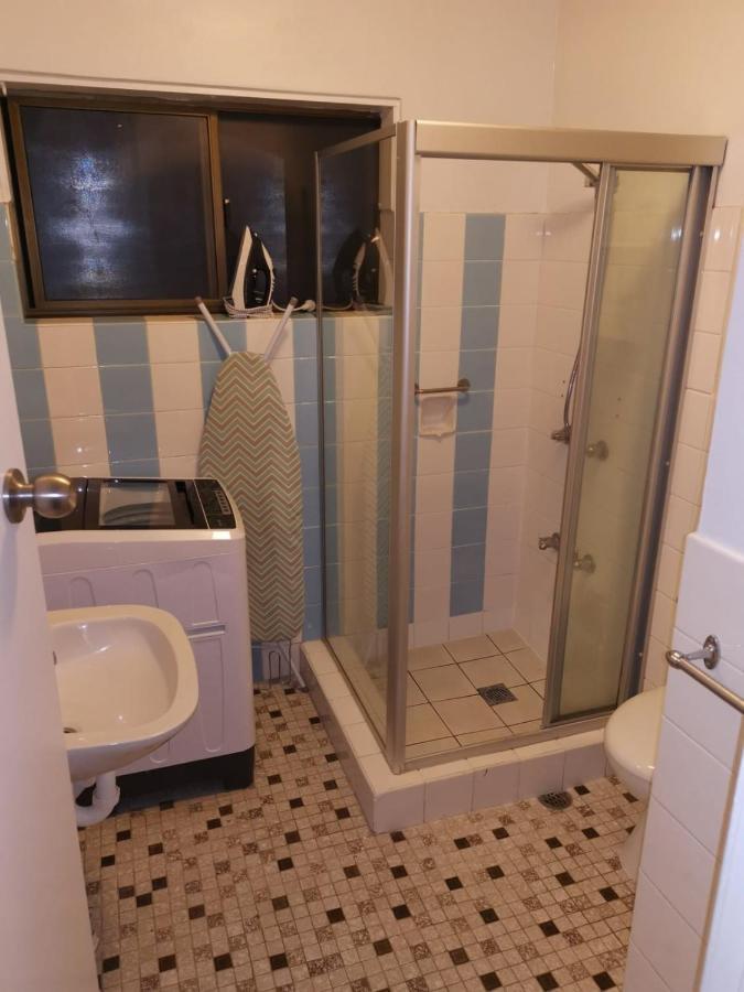 Surfers Holiday Apartments ゴールドコースト エクステリア 写真
