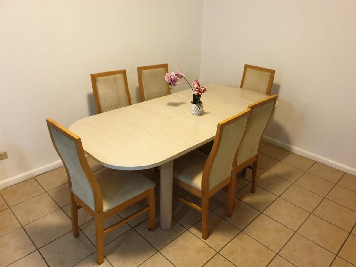 Surfers Holiday Apartments ゴールドコースト エクステリア 写真